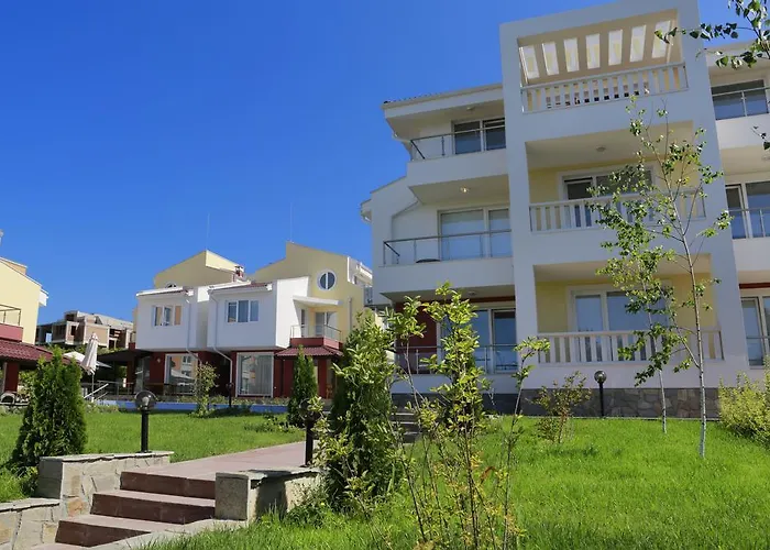 St. Stefan & Holiday park 3*