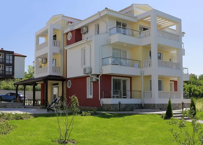 St. Stefan & Holiday park 3*